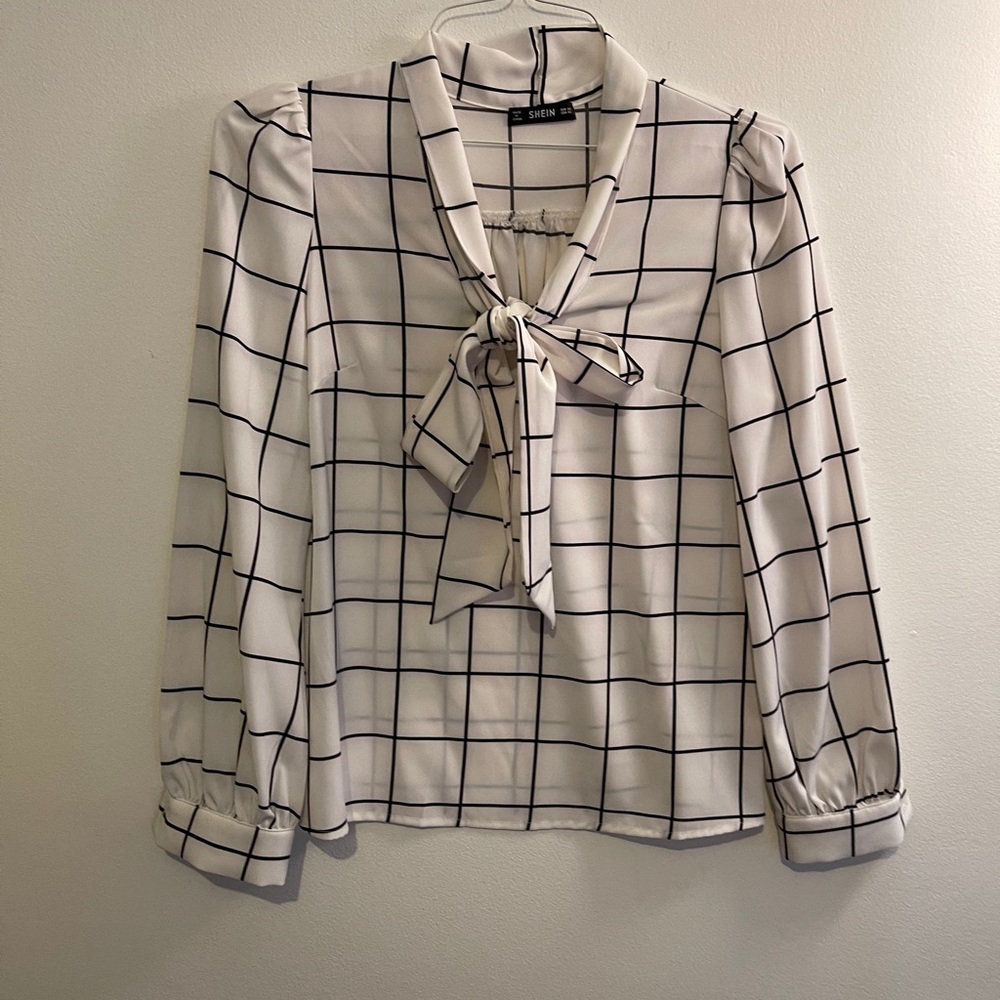 Shein Striped Blouse With Bow Tie XS